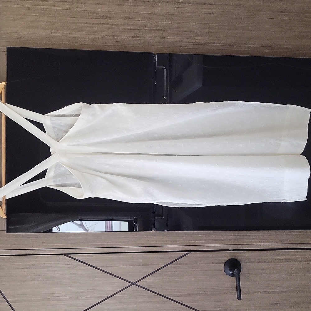 White", Gauze texture", Tank Style sheer dress/cover up" By "Anthropologie" ๐ค - Picture 8 of 17